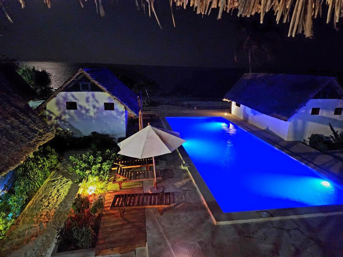 Almas Boutique Hotel 3*